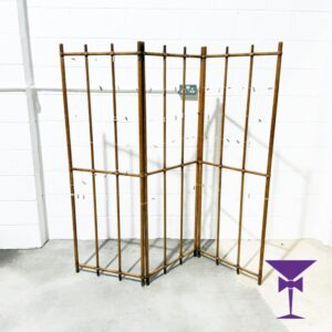 Hat/Prop/Photograph Rack