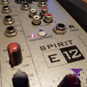 Soundcraft Spirit E12 Medium Sound Desk