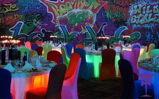 Statement Backdrops & Neon Signs