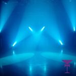 White moving head hire London