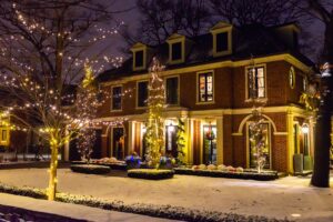 Creative Ways to Use Christmas Lights for Stunning Event & Party Décor